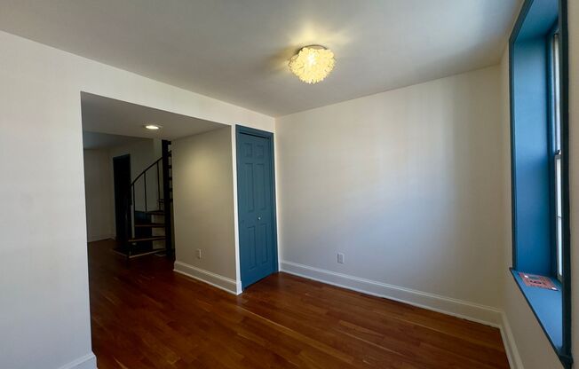 Charming 2Bed/1Bath Townhome in Federal Hill