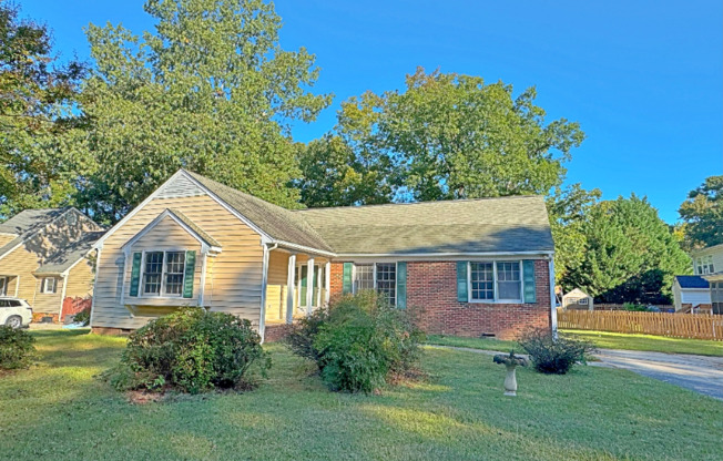 102 ROCK NEST CT