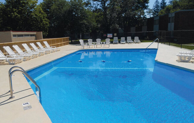 apartment swimming pool