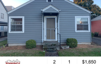 1940's Style~ Close-in, Downtown Location