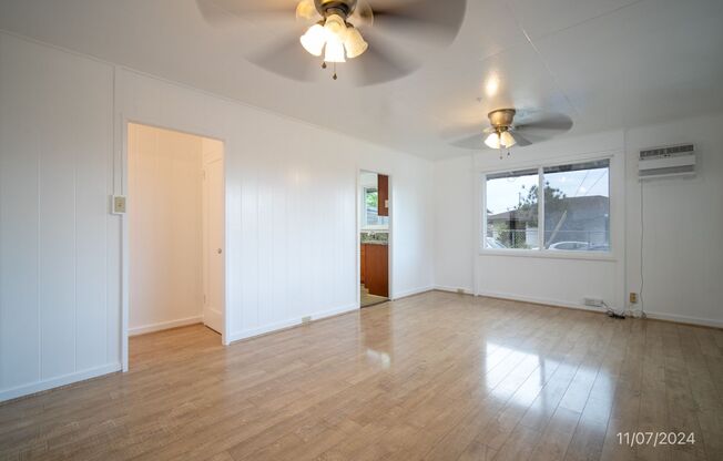 Charming Remodeled Duplex in Kaneohe - 2 Bed, 1 Bath with Modern Upgrades & Prime Location Near Windward City!