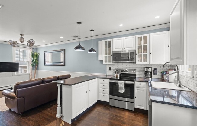 114 TUDOR ST