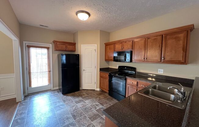 2 bed, 2.5 Bath Townhome in South Murfreesboro