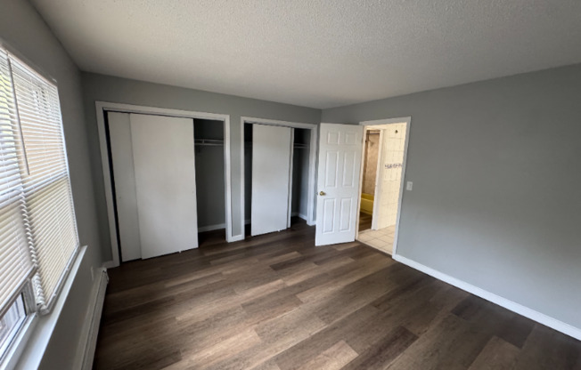 30 PERGOLA AVE