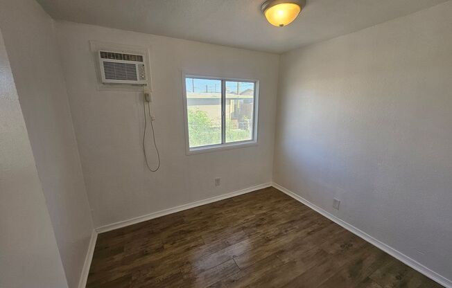 2 Bed 1 Bath Fenced Mobile