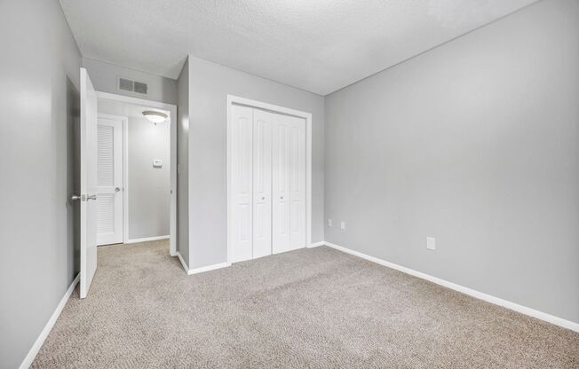 2 beds, 2 baths, 946 sqft, $1,190, Unit 807G
