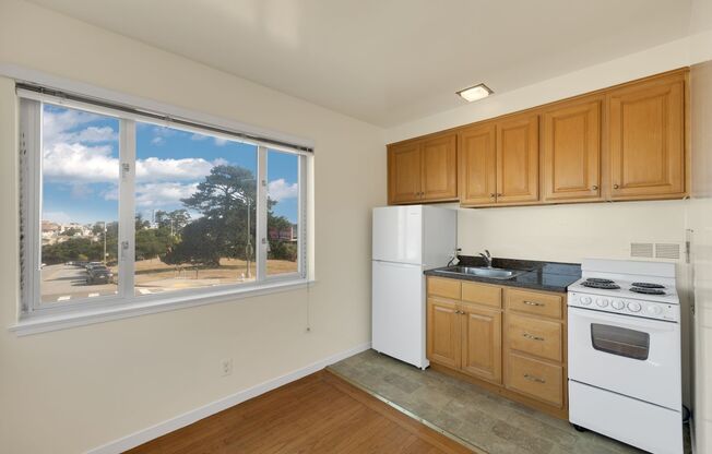 Studio, 1 bath, 362 sqft, $2,195, Unit 02