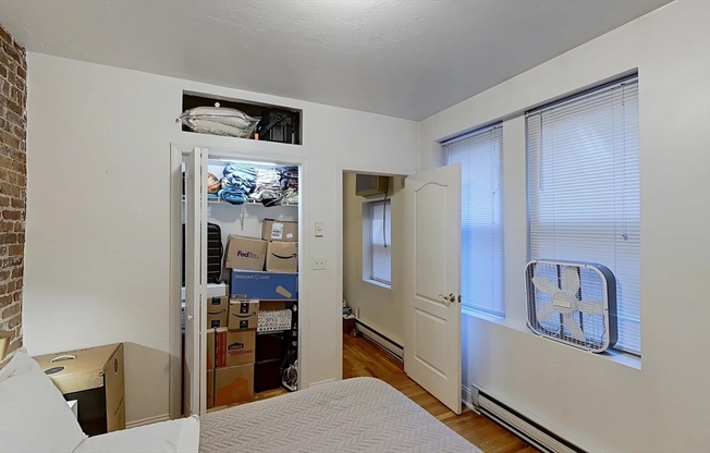 2 beds, 1 bath, 750 sqft, $3,695, Unit 11