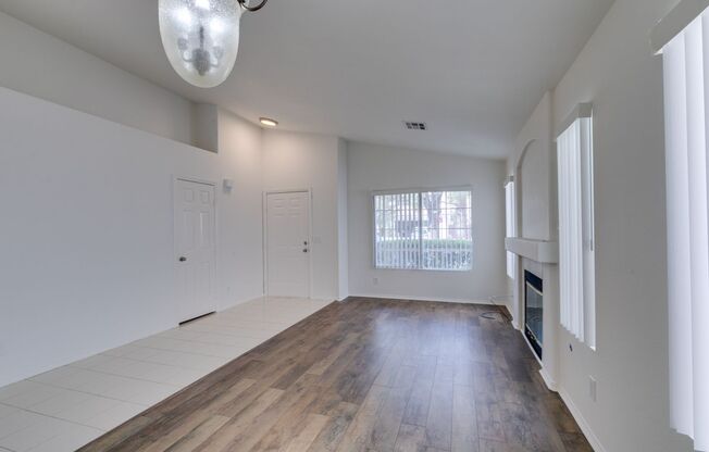 GORGEOUS SINGLE STORY HOME WITH TONS OF UPGRADES*