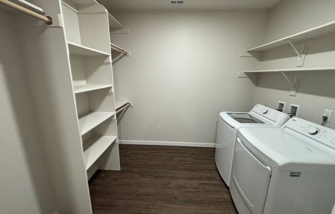 Studio, 1 bath, 660 sqft, $1,495, Unit 422 - S857