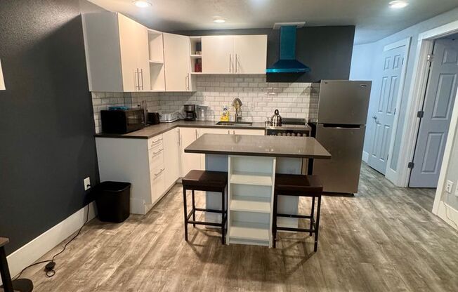 1 bed, 1 bath, 600 sqft, $1,799, Unit 101