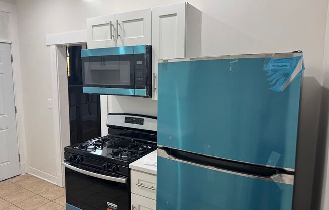 Renovated 3-Bedroom House with Air Conditioning