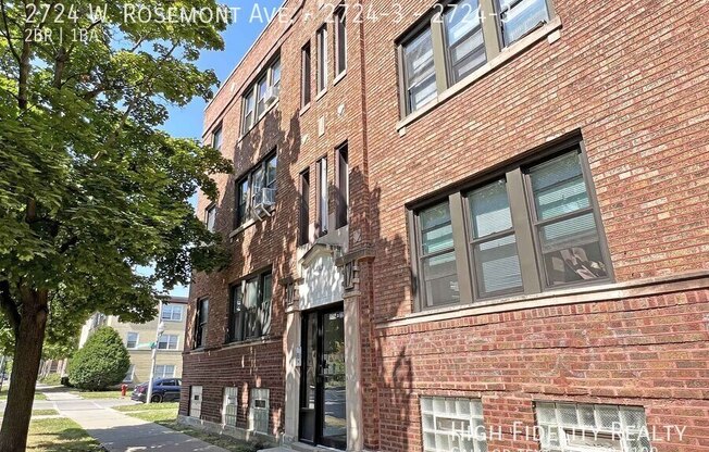 2724 W ROSEMONT AVE