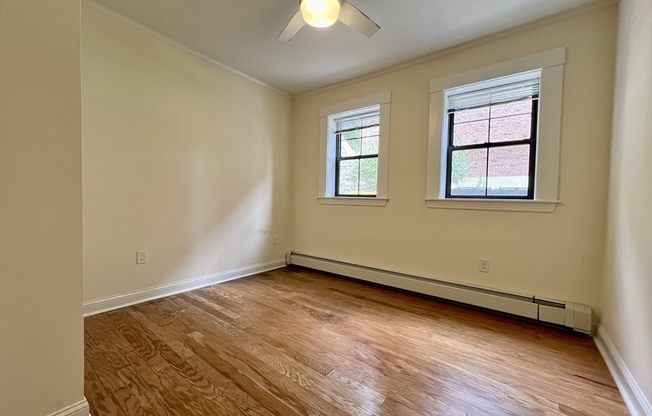 1 bed, 1 bath, $2,750, Unit 5