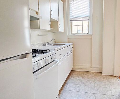 1 bed, 1 bath, 550 sqft, $1,375, Unit 802