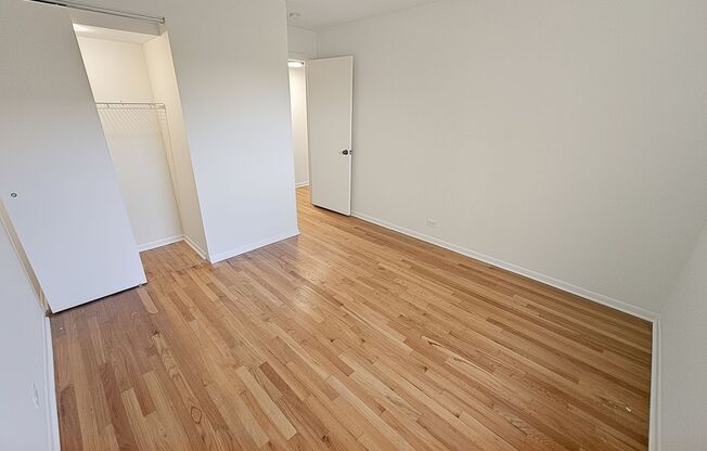 3 beds, 2 baths, $3,295, Unit 502