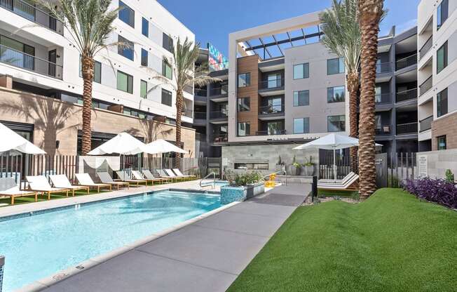 Pool and pool patio at Trovita Rio Apartments in Tempe AZ June 2021 (2)