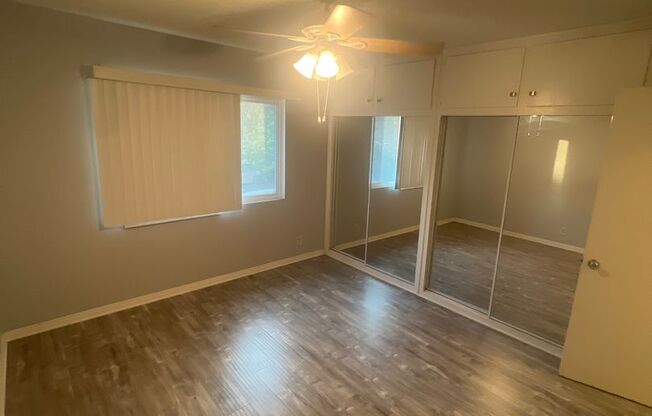 1 bed, 1 bath, $2,000, Unit 12