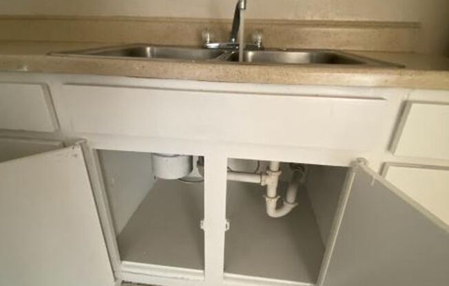 1 bed, 1 bath, 620 sqft, $1,340, Unit 1-1666-D