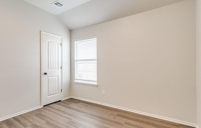 3 beds, 2 baths, 1,200 sqft, $1,545, Unit A - 10539 Lawson Place Rd