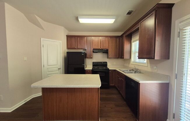 Bright & Spacious 3-Bedroom Townhome in Gated Community – Prime Lawrenceville Location
