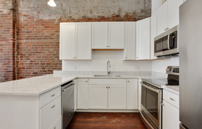 204 DECATUR ST