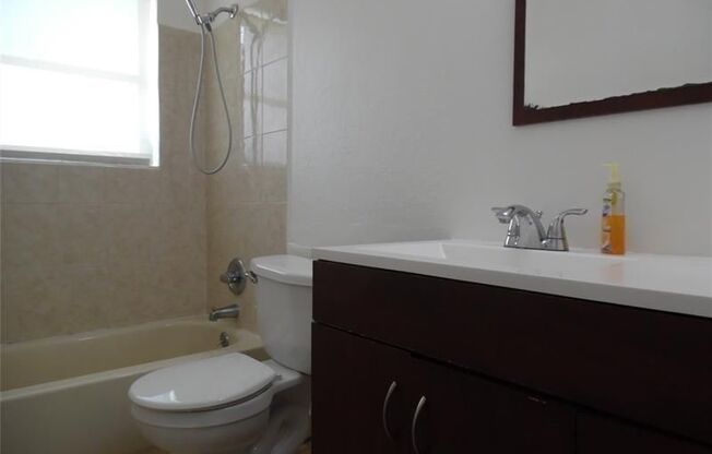 881 SW 74th Ter
