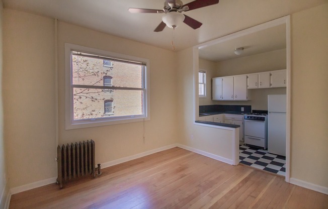 405 - Benson Apts