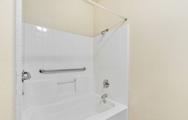 1 bed, 1 bath, 866 sqft, $2,740, Unit Unit 0407