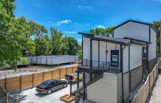1 bed, 1 bath, 900 sqft, $1,800