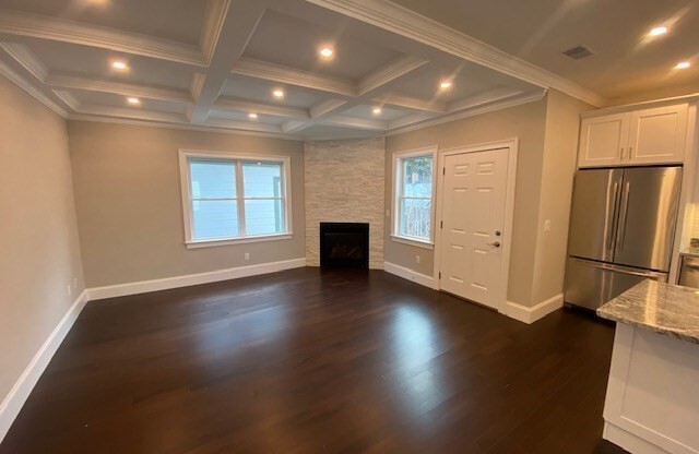 14 TRULL ST