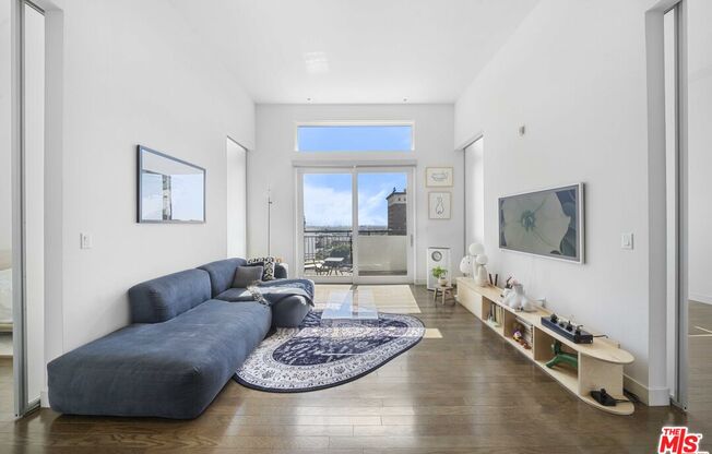 2 beds, 2 baths, 1,020 sqft, $3,200, Unit 610