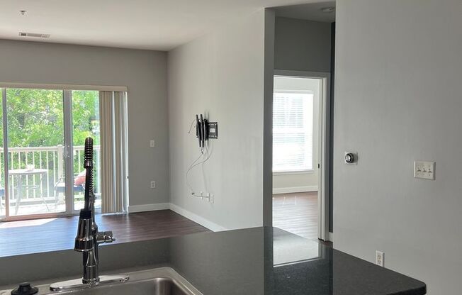 1 BD/1BA + Den Condo in Silver Spring