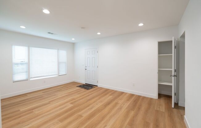 Charming 3 Bedrooms 2 Bathrooms Home $4,000/mo.