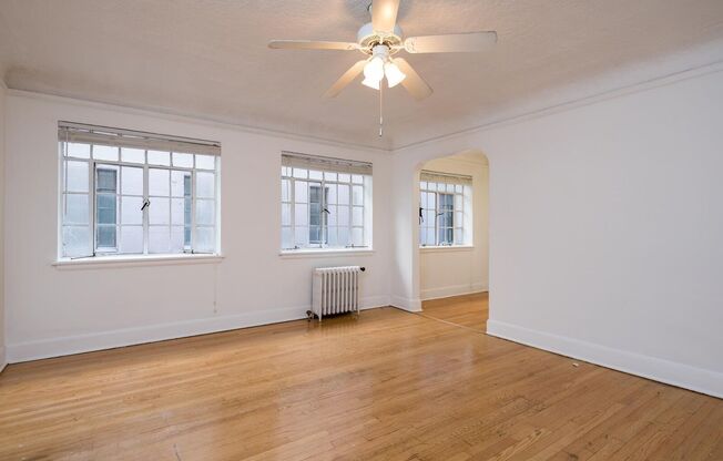 Studio, 1 bath, 485 sqft, $1,195, Unit 406