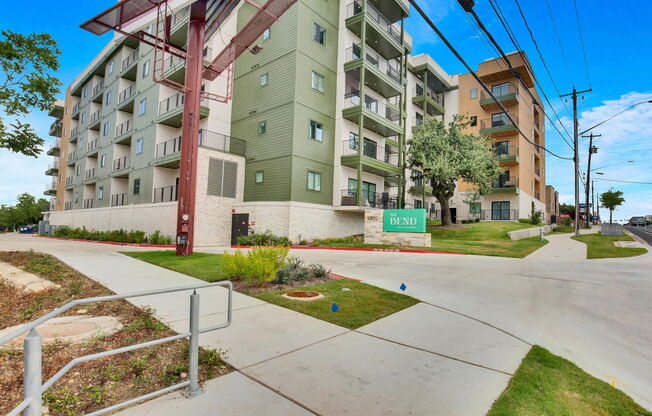 2 beds, 2 baths, 1,015 sqft, $1,699, Unit Apartment 407