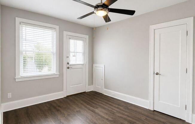 2 beds, 1 bath, 830 sqft, $1,495, Unit A9