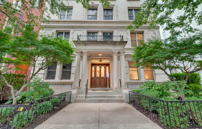 2007 O Street, NW #104