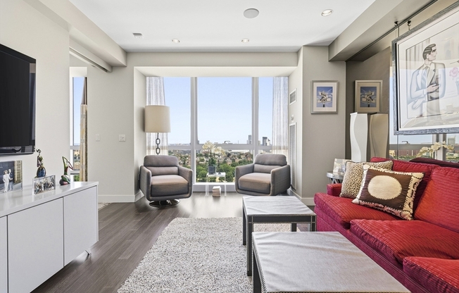 1 bed, 1.5 baths, 858 sqft, $6,000, Unit 27F
