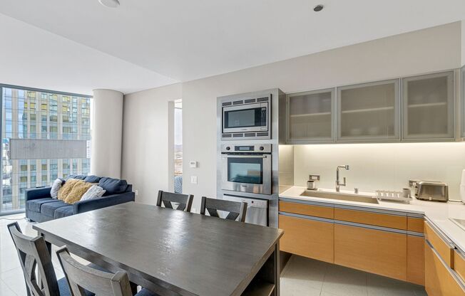 1 bed, 1 bath, 735 sqft, $2,750, Unit 2201