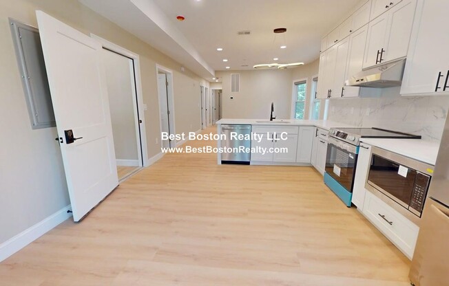 231 HIGHLAND AVE