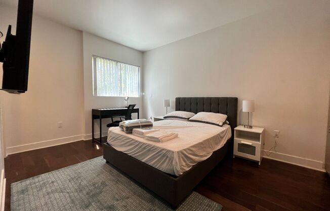4 beds, 3 baths, 1,400 sqft, $1,500, Unit 201 - Master Room - 3