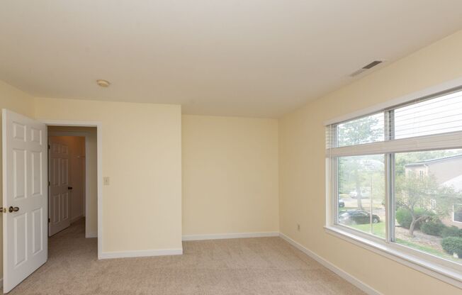 2 beds, 1.5 baths, 1,308 sqft, $2,895, Unit 8D