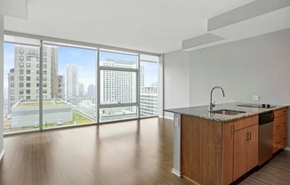 179 E ILLINOIS ST