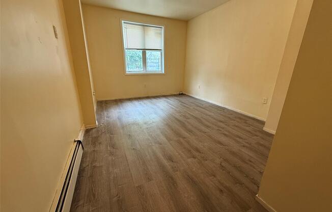 13 MCCLANCY PL
