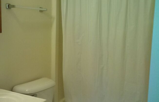 1 bed, 1 bath, 630 sqft, $919, Unit 3303 - 21