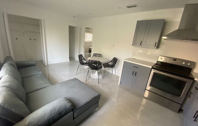 201-203 NE 12th Ave