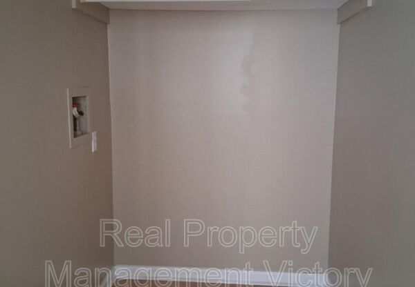 1713 6 PL CIR