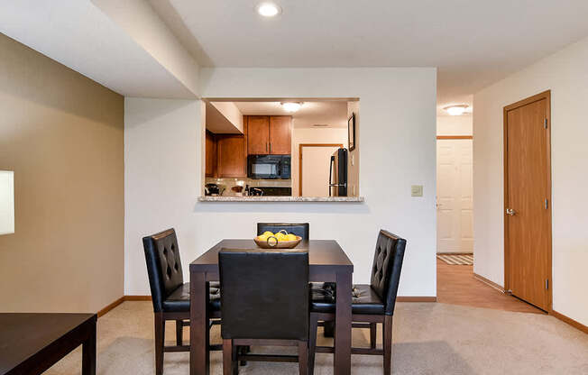 Birch Lake Townhomes - Dining Room