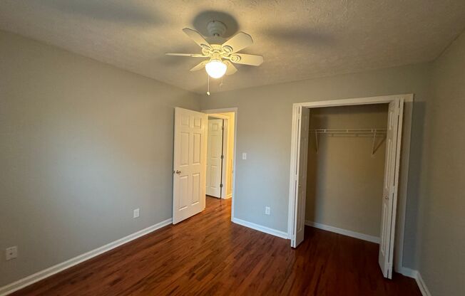 3 beds, 2 baths, $1,550